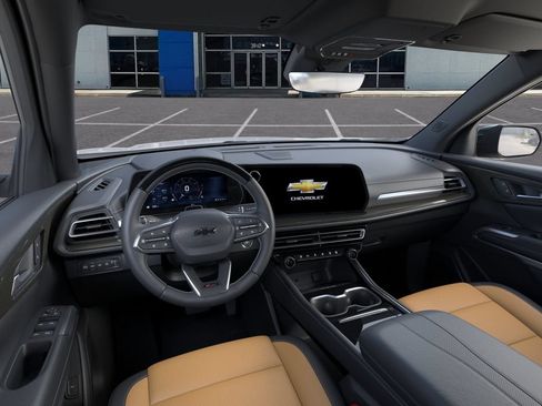 New 2027 Chevrolet Traverse Z71 w/ Enhanced Driving Package AWD/4WD image 15