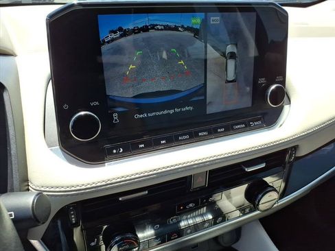 Used 2022 Nissan Rogue SL w/ SL Premium Package FWD image 25