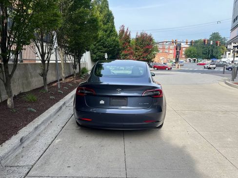 Used 2022 Tesla Model 3 Long Range AWD/4WD image 6