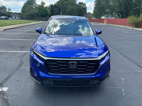 Used 2024 Honda CR-V EX-L image 2