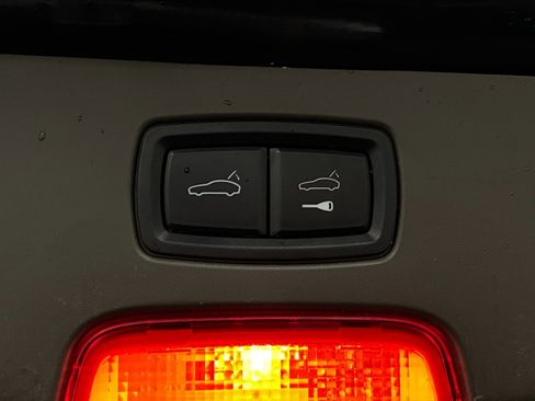 Used 2018 Porsche Cayenne S image 10