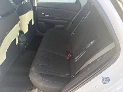 Certified 2026 Hyundai Elantra Hybrid FWD image 20