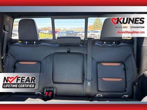 Used 2025 GMC Sierra 1500 AT4 w/ AT4 Premium Package image 40