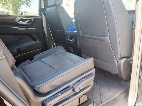 Used 2023 Chevrolet Tahoe High Country AWD/4WD image 13