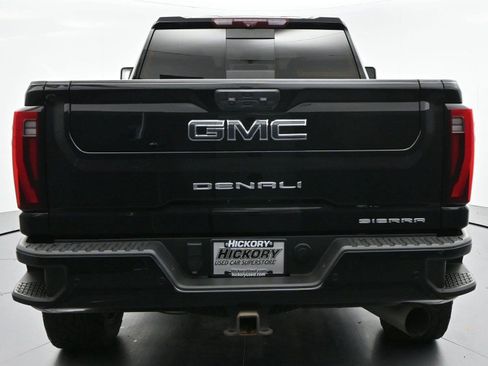Used 2024 GMC Sierra 2500 Denali Ultimate AWD/4WD image 6
