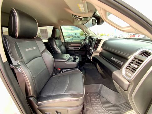 Used 2024 RAM 2500 Laramie AWD/4WD image 23