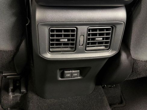 Used 2023 Toyota RAV4 XLE AWD/4WD image 22