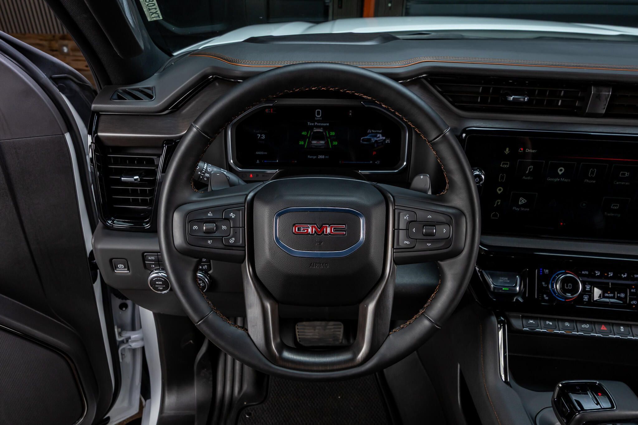 Used 2026 GMC Sierra 1500 AT4 w/ AT4 Premium Package AWD/4WD image 17