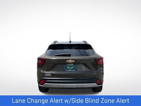 Certified 2024 Chevrolet Trax LT w/ Driver Confidence Package FWD image 14