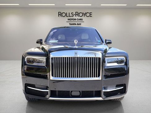 Certified 2022 Rolls-Royce Cullinan AWD/4WD image 5