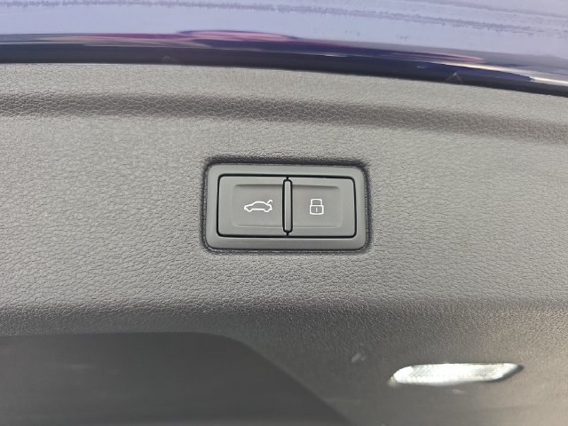Used 2024 Audi A5 2.0T Premium Plus AWD/4WD image 33