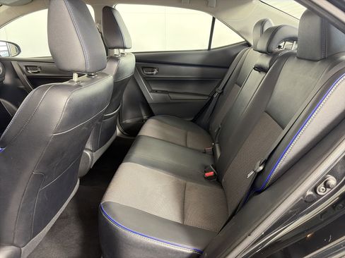 Used 2017 Toyota Corolla SE image 7