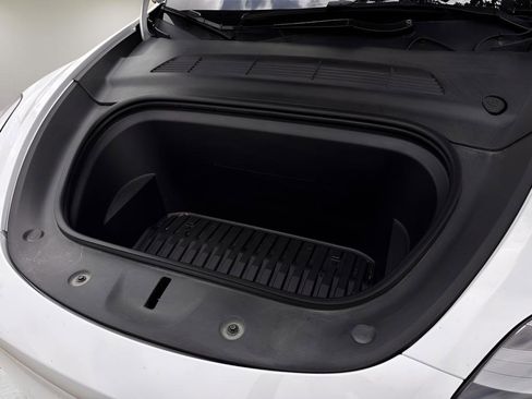 Used 2022 Tesla Model Y Performance AWD/4WD image 21
