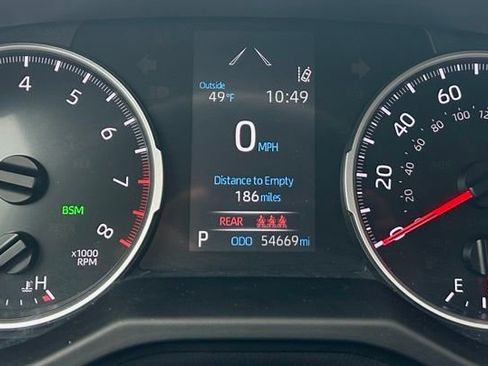 Certified 2021 Toyota RAV4 XLE AWD/4WD image 18