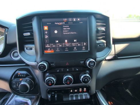 Used 2023 RAM 1500 Big Horn AWD/4WD image 18
