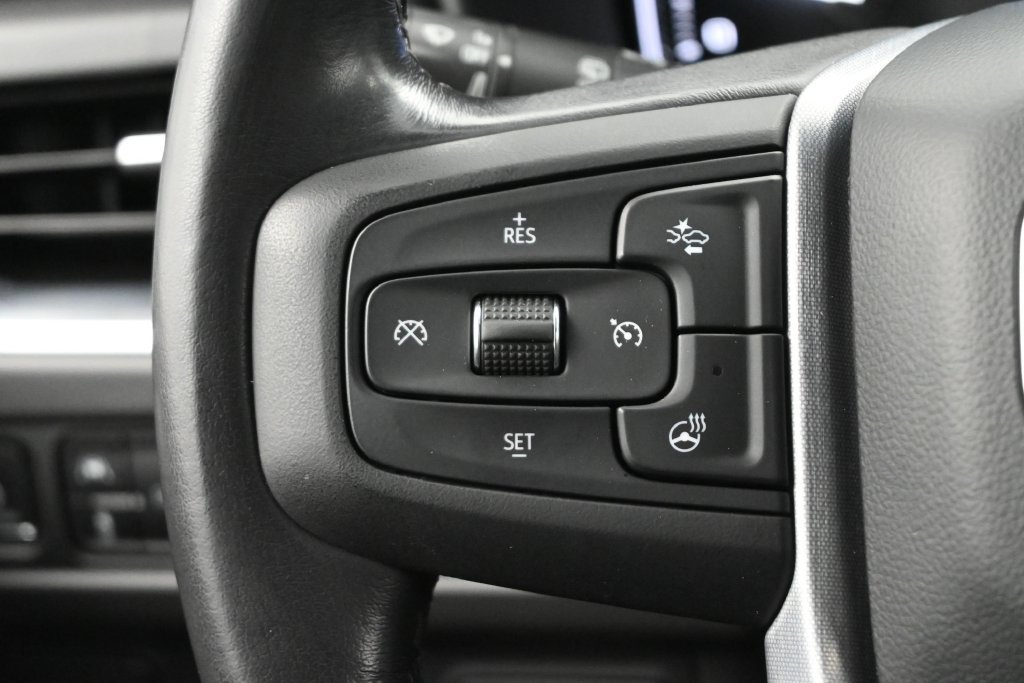 Used 2021 GMC Yukon XL SLT w/ Rear Media and Nav Package RWD image 7