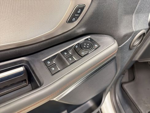 Used 2025 Ford Expedition Max Active AWD/4WD image 12
