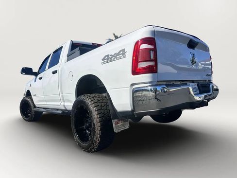 Used 2020 RAM 2500 Tradesman w/ Chrome Appearance Group AWD/4WD image 4