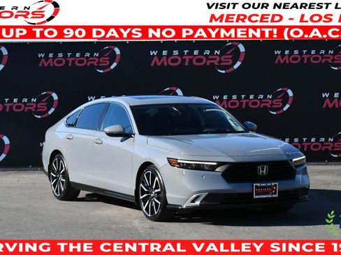 Used 2023 Honda Accord Touring image 1