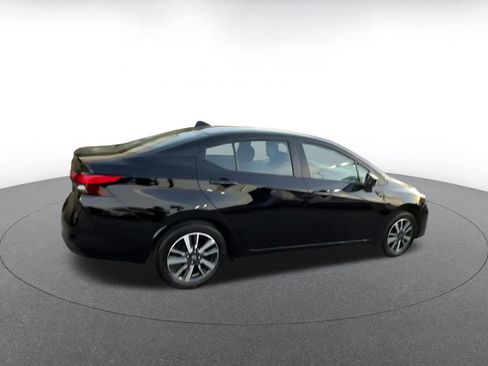 Used 2025 Nissan Versa SV image 15