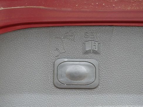 Used 2014 Ford Escape SE w/ Equipment Group 201A AWD/4WD image 46