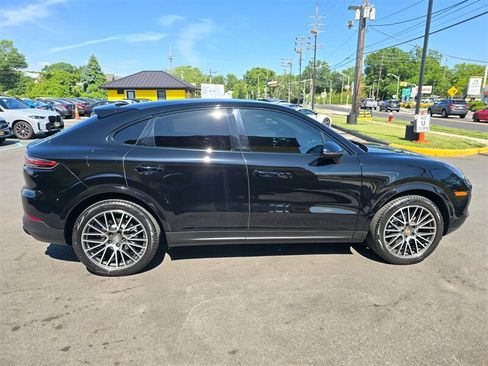 Used 2020 Porsche Cayenne AWD/4WD image 25