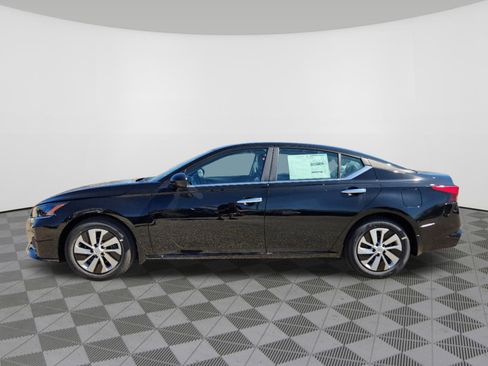 New 2025 Nissan Altima 2.5 S image 5