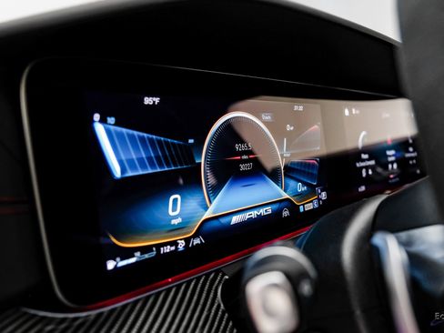 Used 2023 Mercedes-Benz AMG GT 53 image 33