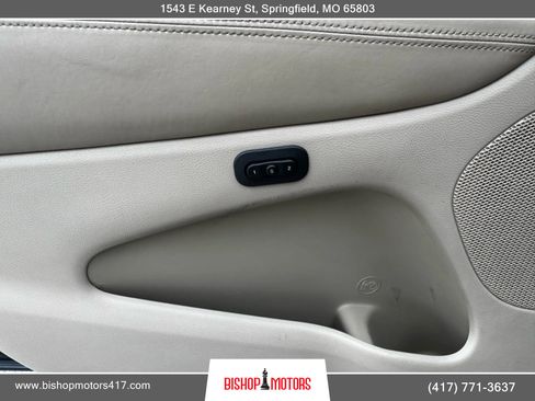 Used 2015 Jeep Grand Cherokee Overland image 29