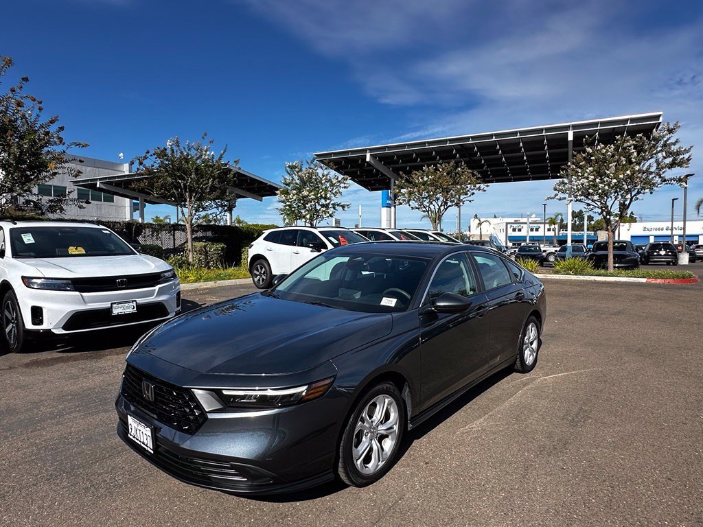 Used 2024 Honda Accord LX image 2