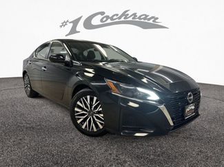 Used 2023 Nissan Altima 2.5 SV video 1