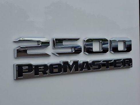 Used 2025 RAM ProMaster 2500 w/ Convenience Group FWD image 32