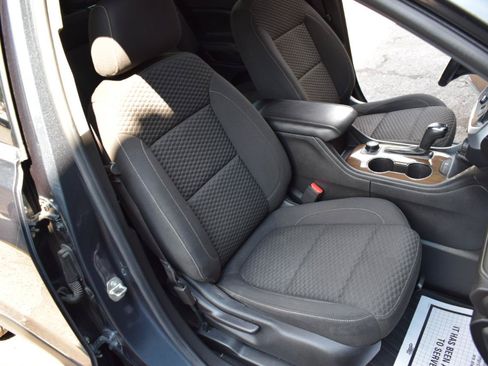 Used 2019 GMC Acadia SLE w/ Driver Alert Package I AWD/4WD image 30
