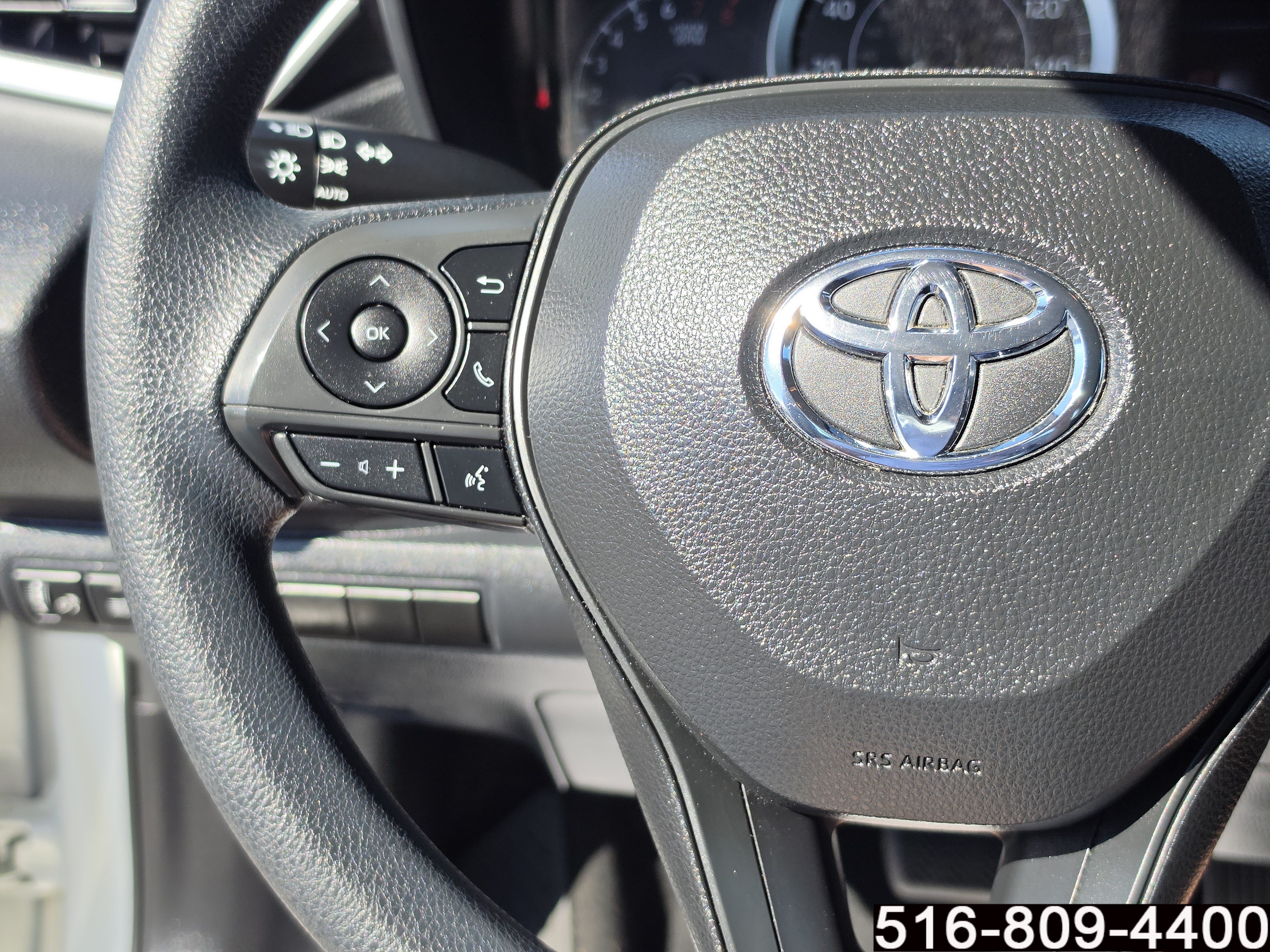 Used 2020 Toyota Corolla LE FWD image 22