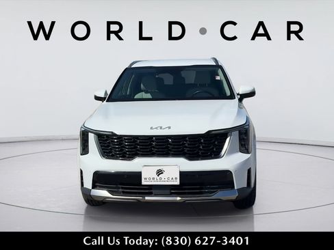 Used 2025 Kia Sorento S FWD image 14