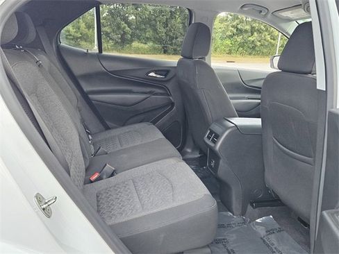 Used 2022 Chevrolet Equinox LT image 16