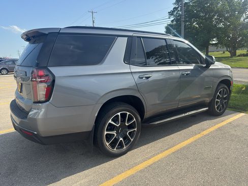 Used 2022 Chevrolet Tahoe RST w/ Luxury Package AWD/4WD image 4