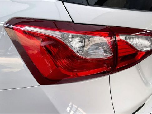 Used 2021 Chevrolet Equinox LS w/ LPO, Blackout Package FWD image 27