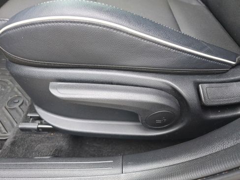 Used 2024 Kia Forte GT-Line w/ GT-Line Premium Package image 10