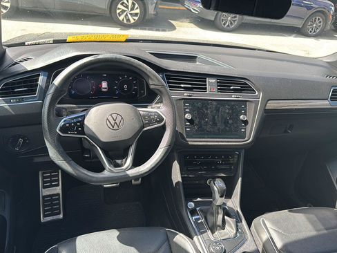 Used 2024 Volkswagen Tiguan SEL R-Line AWD/4WD image 10