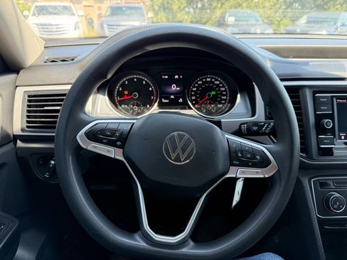 Used 2021 Volkswagen Atlas S image 32