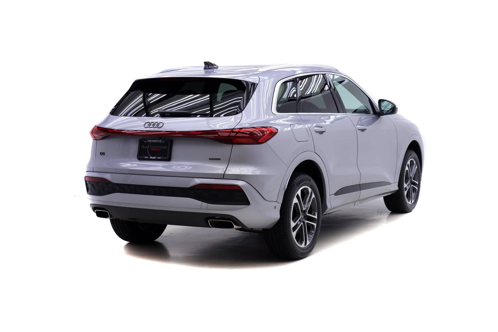 Certified 2025 Audi Q5 Premium AWD/4WD image 4