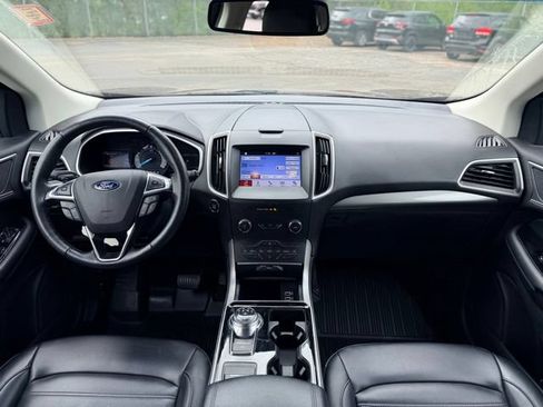 Used 2019 Ford Edge SEL w/ Equipment Group 201A AWD/4WD image 21
