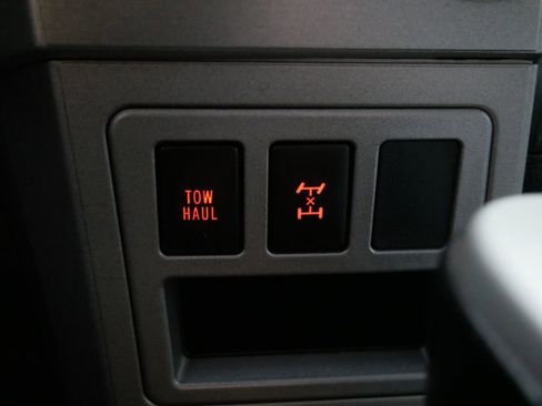 Used 2013 Toyota Sequoia Limited image 29