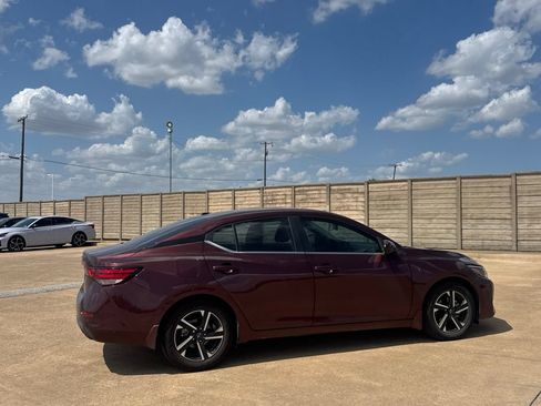 Certified 2025 Nissan Sentra SV FWD image 24