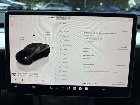 Used 2022 Tesla Model Y Performance AWD/4WD image 26