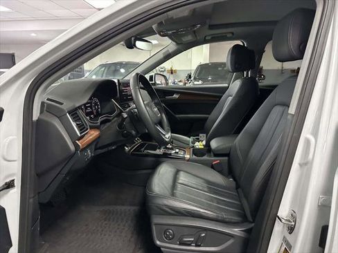 Used 2023 Audi Q5 2.0T Premium Plus w/ Premium Plus Package AWD/4WD image 13