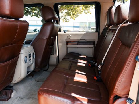 Used 2012 Ford F350 King Ranch w/ King Ranch w/Chrome Pkg AWD/4WD image 23