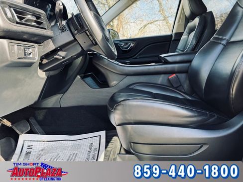 Used 2021 Lincoln Aviator 2WD image 42