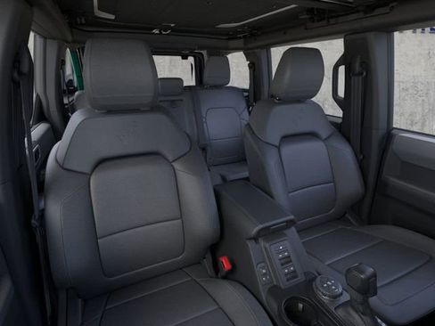 New 2025 Ford Bronco Big Bend w/ Black Diamond Package AWD/4WD image 33